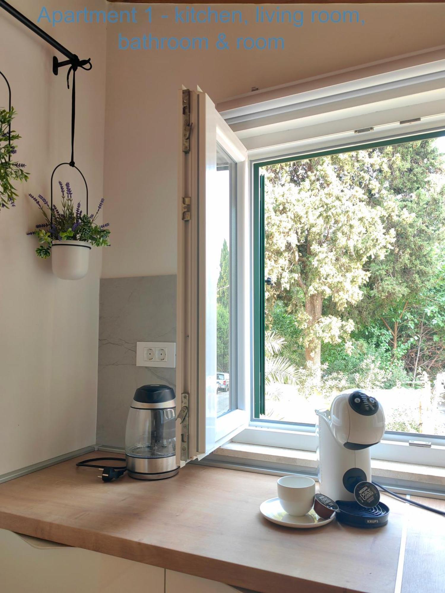 Relax And Enjoy Apartments 스플리트 외부 사진
