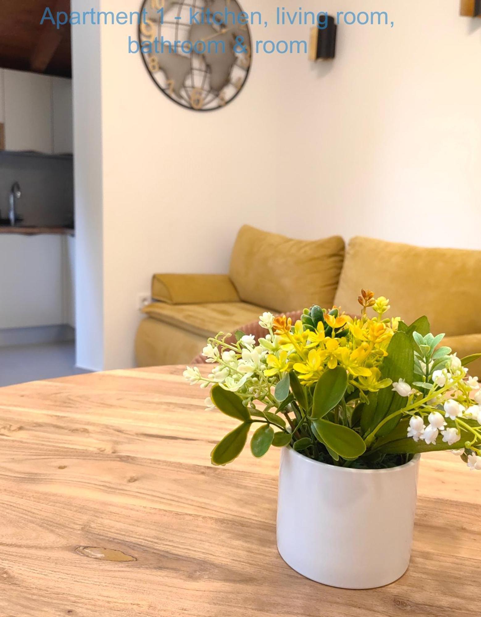 Relax And Enjoy Apartments 스플리트 외부 사진